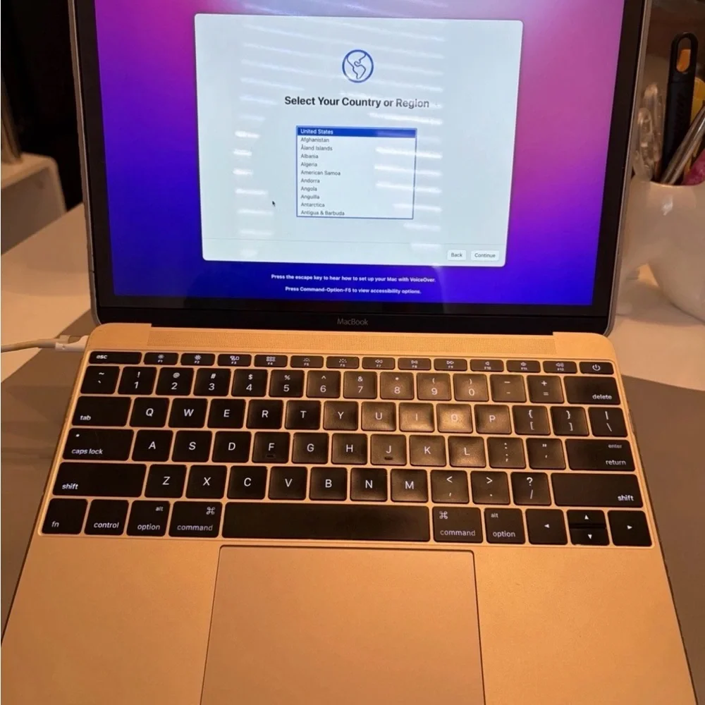 Macbook 12 inch - Gold